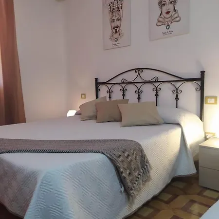 Poesia Del Mare بيت ضيافة سيراكوزا